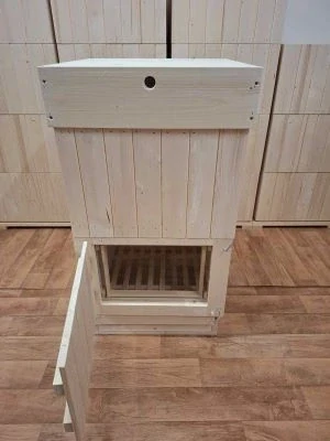 Včelí úl zasklený se stavebním rámkem